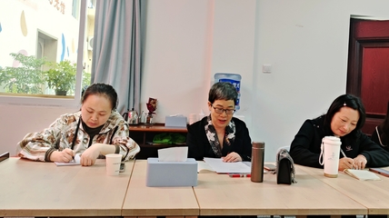 深化專業引領，共筑心理防線——眉山開展心理咨詢案例督導活動暨社會心理服務研討會紀實